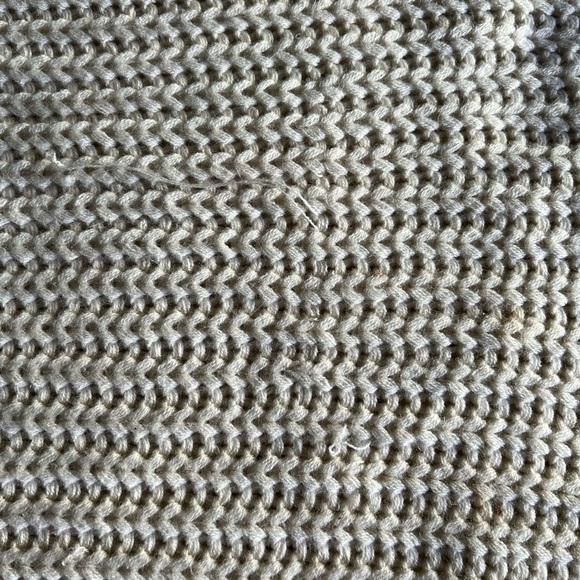 Cliche Chucky Beige Soft Knit Creme Beige Sweater Large - Picture 10 of 14